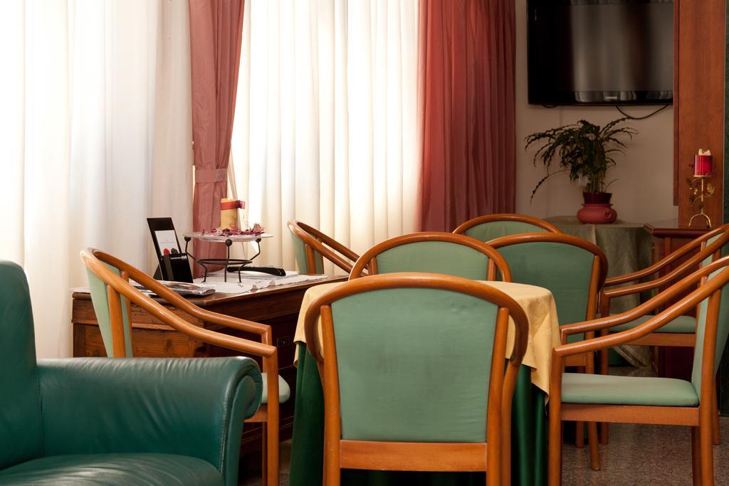Casa Ferretti Di Ferretti Village Silvi Marina Bagian luar foto