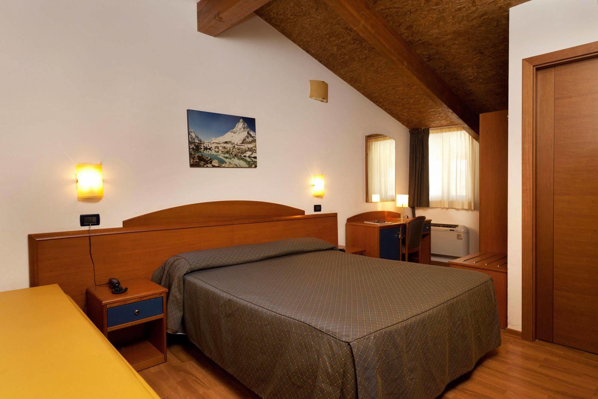 Casa Ferretti Di Ferretti Village Silvi Marina Bagian luar foto